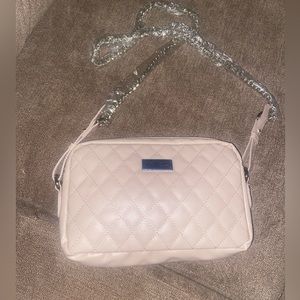 NWOT Bella Russo Quilted Crossbody
